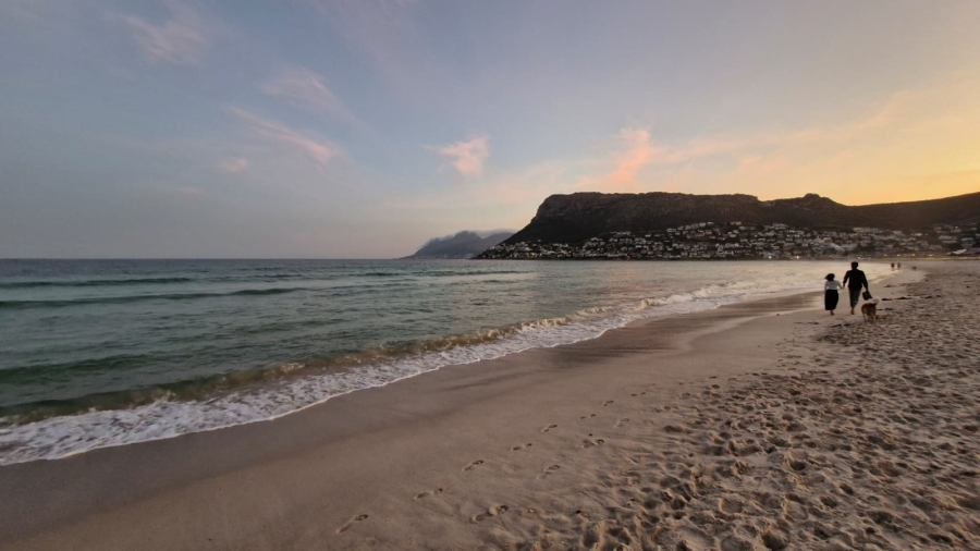 To Let 1 Bedroom Property for Rent in Fish Hoek Western Cape